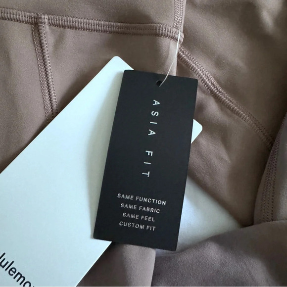 🆕🤎 Lululemon Asia Fit Wunder Train HR Tight 24” Hem Slit - Tauptastic Tan - Picture 9 of 14